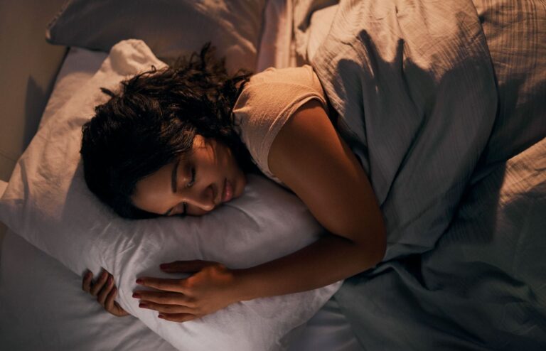 Pourquoi dormir sur une taie doreiller soie
